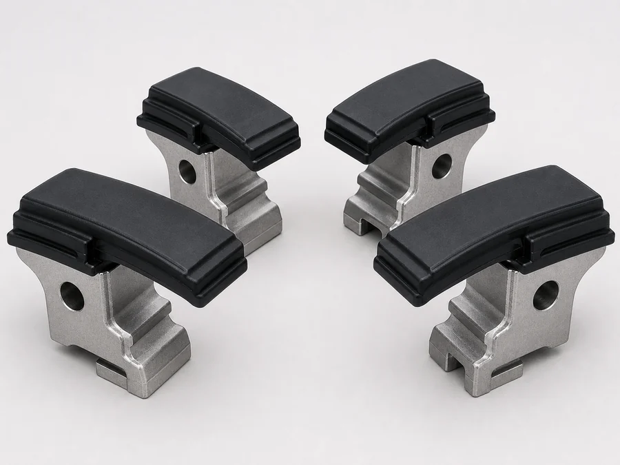 Set of four turntable clamp jaws with protector covers
