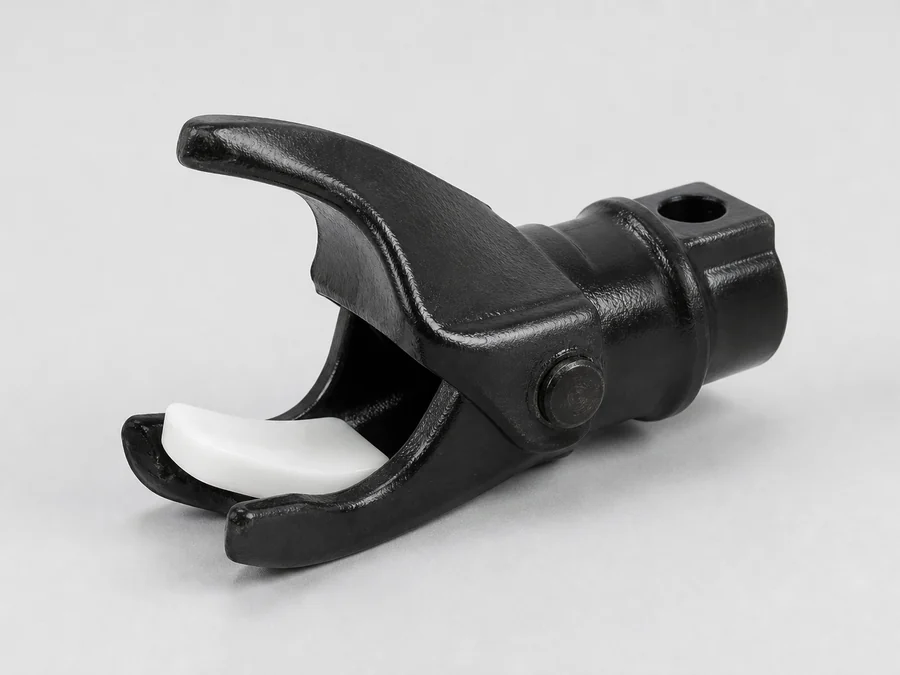 Black steel mount-demount duck-head tool with plastic insert
